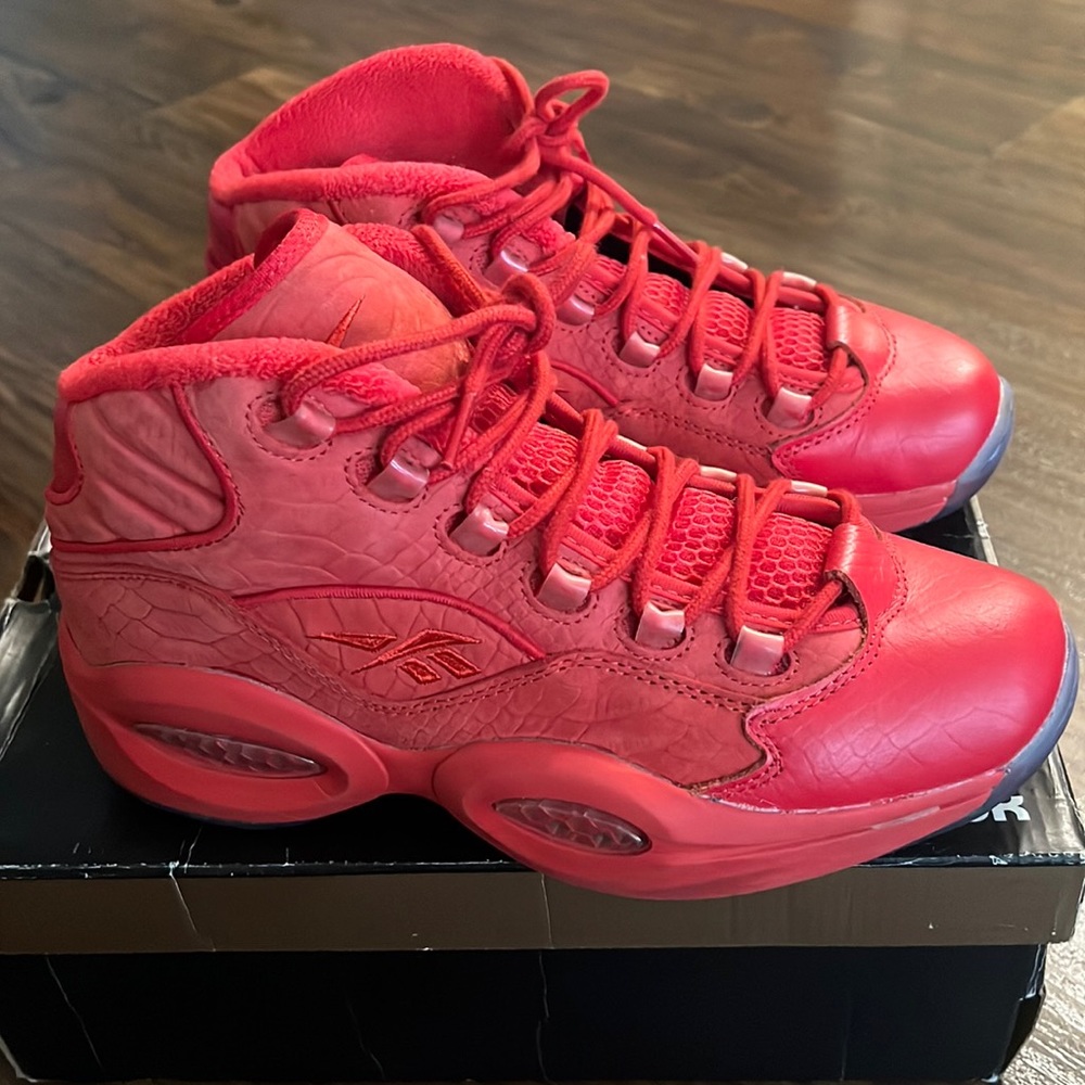 Reebok Question Mid Teyana Taylor Size 9